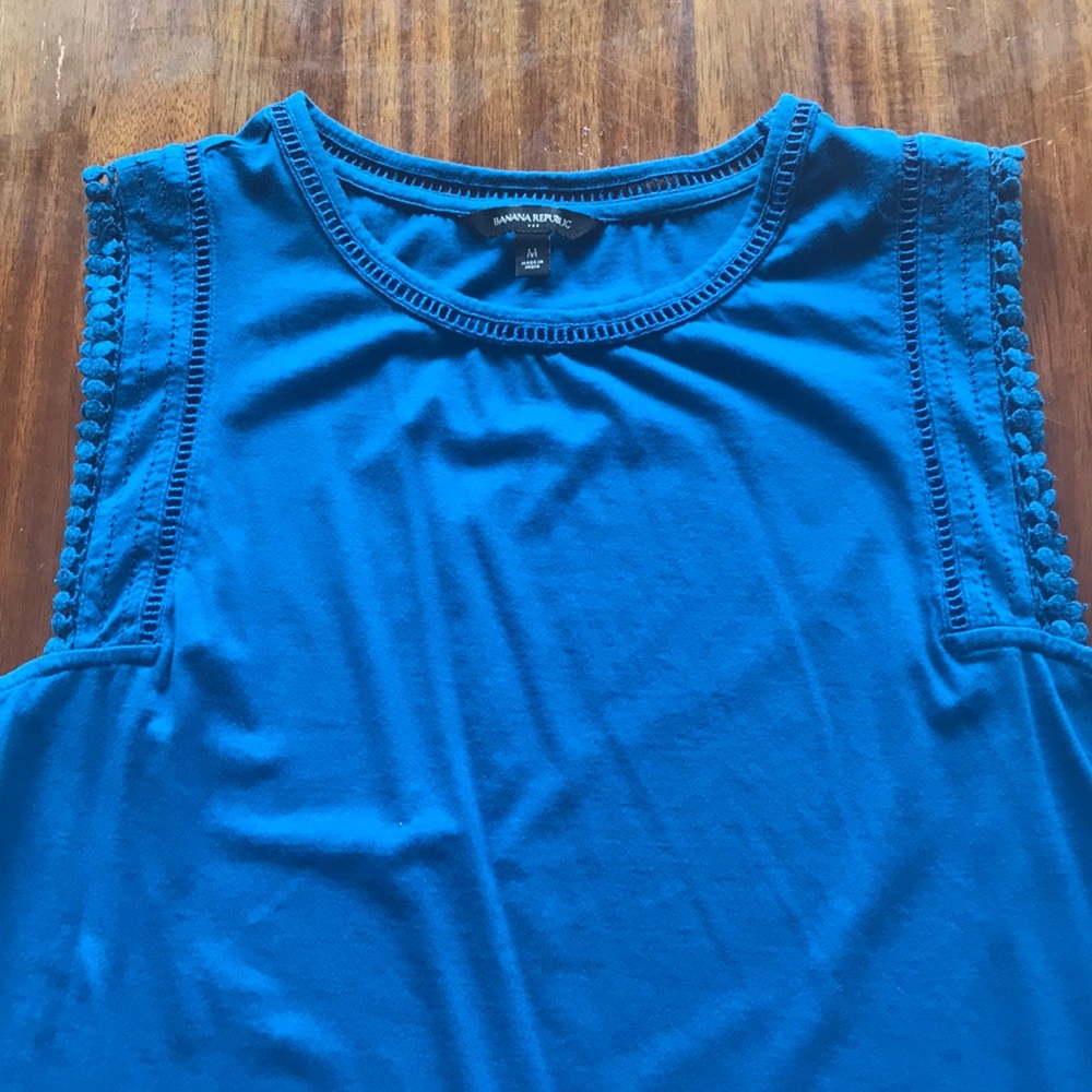 Banana Republic Sleeveless Top